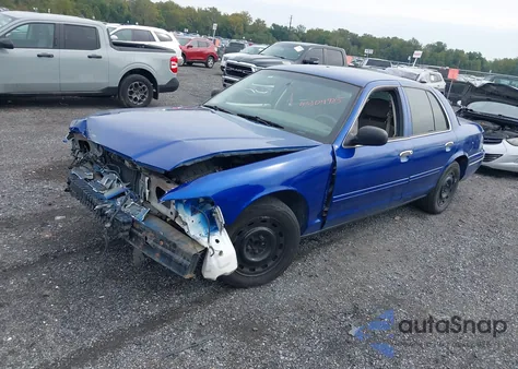 2004 Ford Crown Victoria Police z USA, uszkodzony, nr VIN 2FAHP71W54X138088